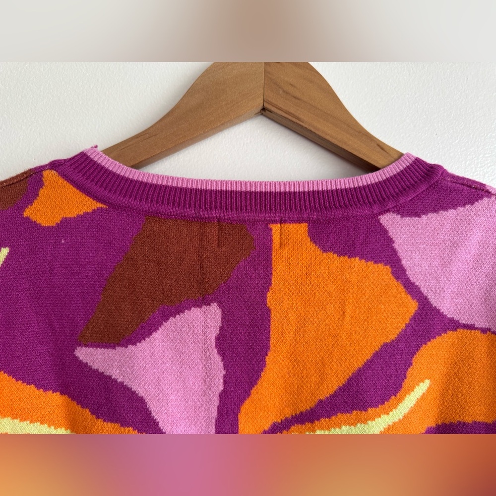 NWT Fate Barbiecore Lace Eyelet Sleeves Abstract Pink & Orange Sweater - Medium - Picture 16 of 16